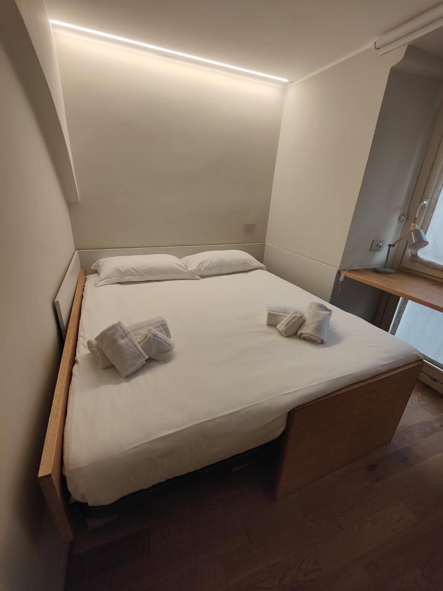 Crociferi Luxury Apartment カターニア エクステリア 写真